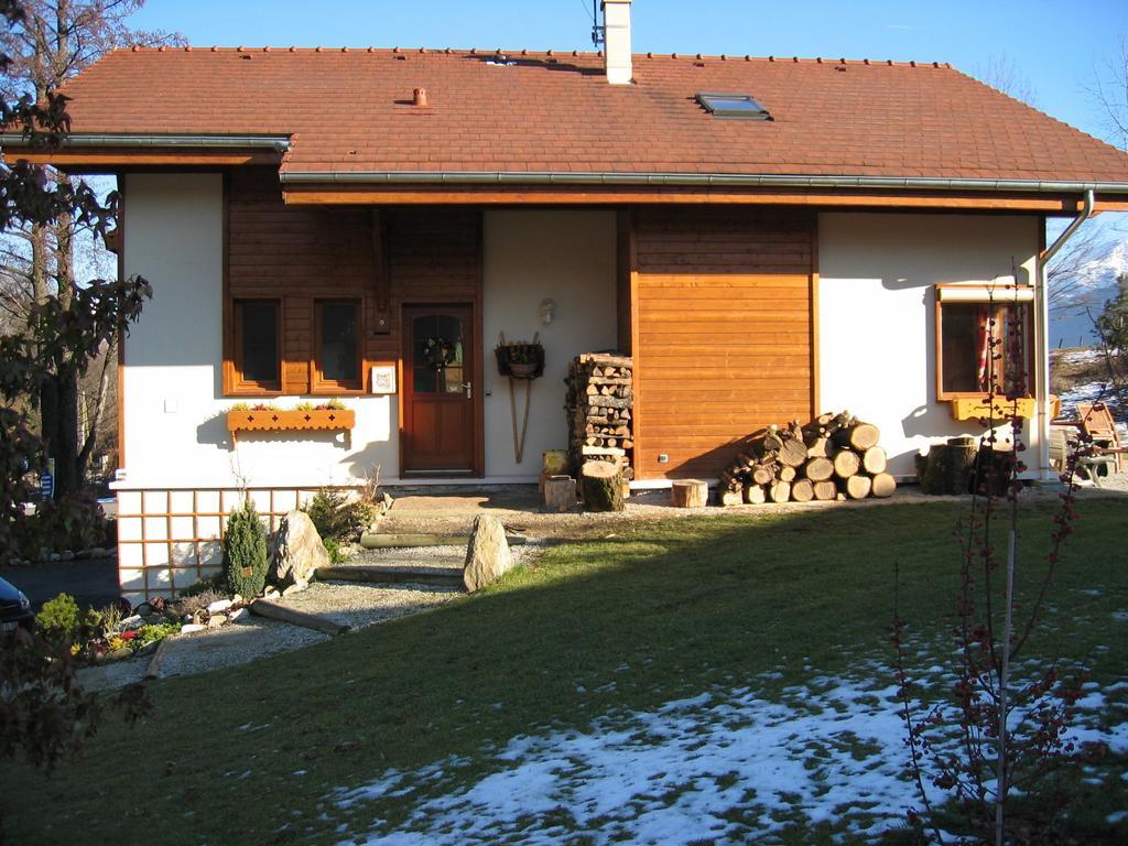 Chambre D'Hotes "Les Crets" Mercury-Gémilly Exterior foto